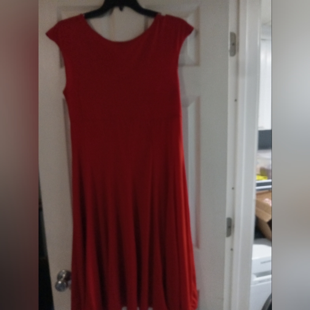 Dress - Picture 2 of 3